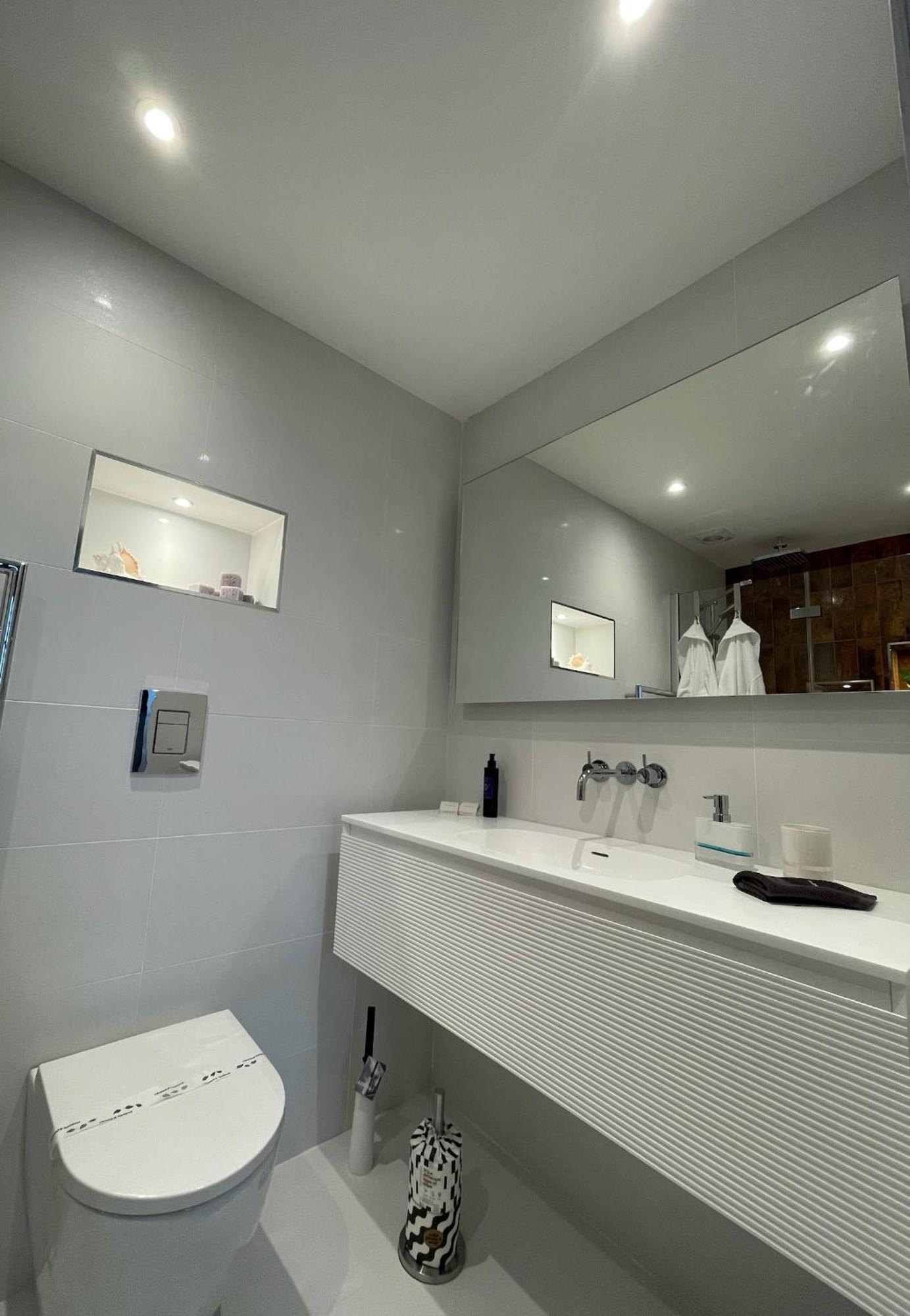 Headland View Boutique B&B 토키 외부 사진